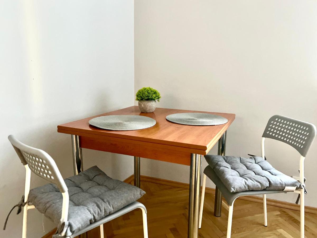K22 Andersa 12 M Ratusz Arsenal Apartamento Varsóvia Exterior foto