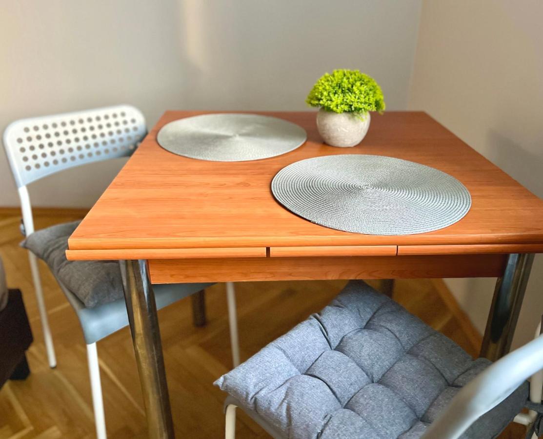 K22 Andersa 12 M Ratusz Arsenal Apartamento Varsóvia Exterior foto